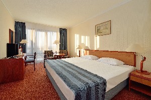 Hotel DANUBIUS HOTEL BÜK wakacje