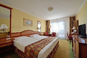 Hotel DANUBIUS HOTEL BÜK wakacje