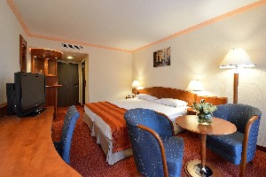 Hotel ENSANA THERMAL SARVAR HEALTH SPA wakacje