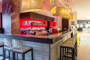 Hotel PARK INN BY RADISSON SÁRVÁR RESORT & SPA wakacje