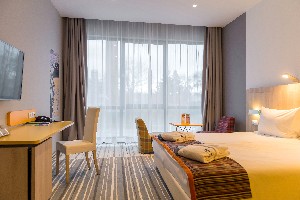 Hotel PARK INN BY RADISSON SÁRVÁR RESORT & SPA wakacje