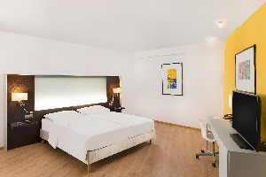 Hotel PARK INN BY RADISSON SÁRVÁR RESORT & SPA wakacje