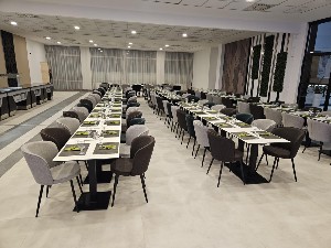 Hotel SZIESZTA wakacje