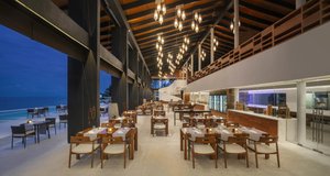 Hotel THE WESTIN MALDIVES MIRIANDHOO RESORT wakacje