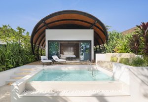 Hotel THE WESTIN MALDIVES MIRIANDHOO RESORT wakacje
