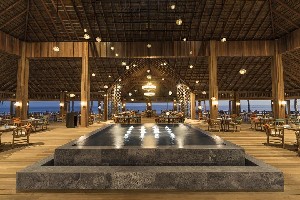 Hotel HURAWALHI wakacje