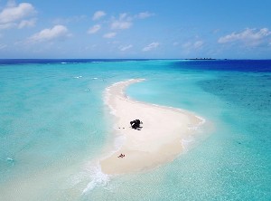 Hotel HURAWALHI wakacje