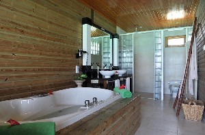 Hotel KOMANDOO ISLAND RESORT & SPA wakacje