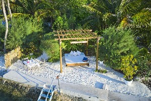 Hotel KOMANDOO ISLAND RESORT & SPA wakacje