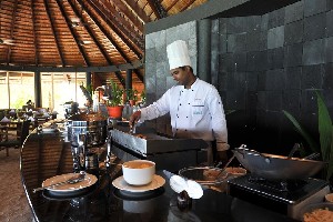 Hotel KOMANDOO ISLAND RESORT & SPA wakacje