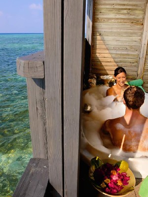 Hotel KUREDU ISLAND RESORT & SPA wakacje