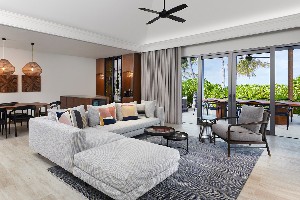 3 king beds + 3 extra beds