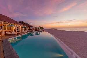 Hotel CINNAMON HAKURAA HURAA wakacje