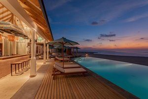 Hotel CINNAMON HAKURAA HURAA wakacje