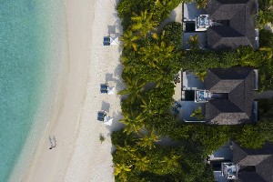 Hotel MOVENPICK RESORT KUREDHIVARU MALDIVES wakacje