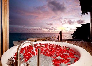 Hotel CENTARA RAS FUSHI RESORT & SPA wakacje