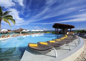 Hotel CENTARA RAS FUSHI RESORT & SPA wakacje