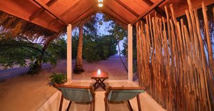 Hotel MAKUNUDU ISLAND wakacje