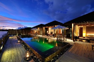 Hotel VILLA NAUTICA (EX. PARADISE ISLAND RESORT & SPA) wakacje