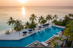 Hotel EMERALD FAARUFUSHI RESORT & SPA wakacje