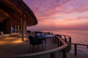 Hotel EMERALD FAARUFUSHI RESORT & SPA wakacje