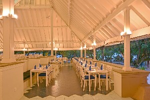 Hotel ADAARAN CLUB RANNALHI wakacje