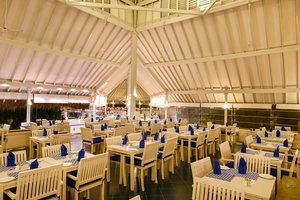 Hotel ADAARAN CLUB RANNALHI wakacje
