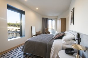 Corner Suite Bedroom