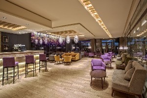 LOBBY BAR