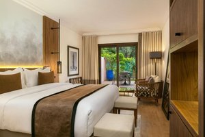 Hotel LE MERIDIEN NFIS wakacje