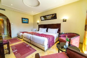 Hotel LES TROIS PALMIERS wakacje