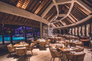 Hotel SHANDRANI BEACHCOMBER RESORT wakacje