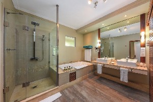 Hotel SHANDRANI BEACHCOMBER RESORT wakacje