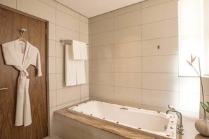 Hotel SANDS SUITES RESORT & SPA wakacje