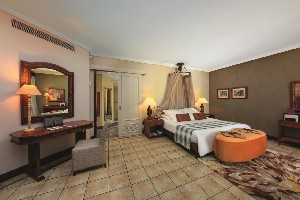 Hotel DINAROBIN BEACHCOMBER GOLF RESORT & SPA wakacje