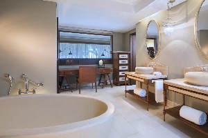 Hotel THE ST REGIS LE MORNE MAURITIUS (EX. JW MARRIOTT) wakacje