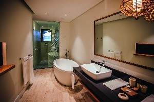 Hotel VICTORIA BEACHCOMBER RESORT & SPA wakacje