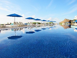 Hotel LIVE AQUA BEACH RESORT CANCUN ALL INCLUSIVE, ADULTS ONLY wakacje