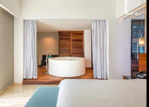 Hotel LIVE AQUA BEACH RESORT CANCUN ALL INCLUSIVE, ADULTS ONLY wakacje