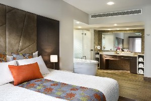 Hotel THE FIVES BEACH HOTEL & RESIDENCES wakacje