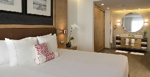 Hotel THE FIVES BEACH HOTEL & RESIDENCES wakacje