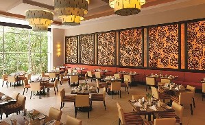 Hotel THE FIVES BEACH HOTEL & RESIDENCES wakacje