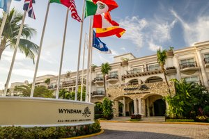 Hotel WYNDHAM ALLTRA PLAYA DEL CARMEN ADULTS ONLY wakacje