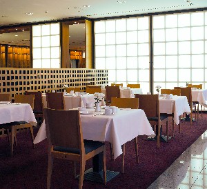 Hotel NH BERLIN ALEXANDERPLATZ wakacje