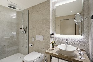 Hotel NH HOTEL BERLIN KURFÜRSTENDAMM wakacje