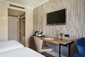 Hotel NH HOTEL BERLIN KURFÜRSTENDAMM wakacje