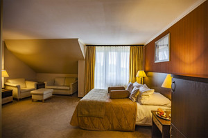 Hotel KORMORAN MEDISPA wakacje