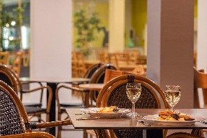 Hotel 3HB CLUBE HUMBRIA wakacje