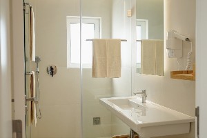 1 Bedroom Deluxe Apartment