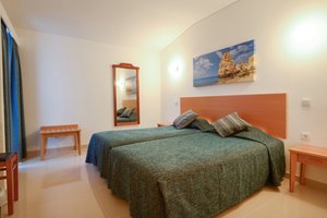 2 Bedroom Standard Apartment (Partial Sea View)